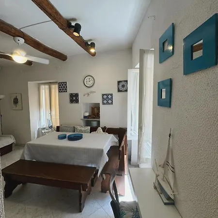 Apartment La Casa Al Porto *