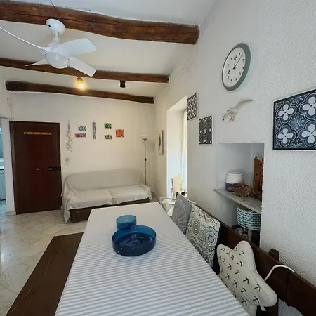 Apartment La Casa Al Porto *